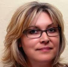 Peggy Rohde's Instagram, Twitter & Facebook