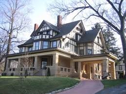 Oldhouses Com 1889 Tudor Revival In Quincy Illinois Tudor House Tudor Style Homes Bungalow Renovation