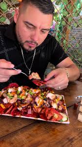 Disfruta el Cincuentón en Mariscos Romeron