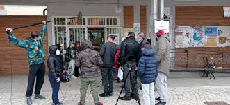 Maybe you would like to learn more about one of these? Un Regalo Dal Passato Un Film Interamente Girato In Una Scuola Wordnews It News Magazine