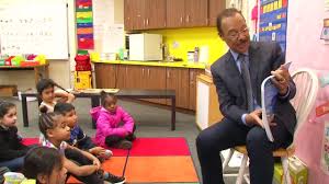 ABC7 News Weather Anchor Spencer Christian takes part in 'African-American  Literature Read-In'