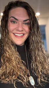 Tonight is the night!!! So excited to see all of your beautiful faces. You  are going to just be blown away when you hear the incredible talent backing  me tonight! The King