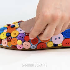 Ideas En 5 Minutos On Instagram No Necesitas Zapatos Nuevos Actualiza Los Que Tienes Ideasen5minutos 5minutecr En 2020 Ideas En 5 Minutos Zapatos Nuevos Zapatos
