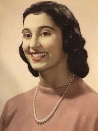 Diane Mackin's Instagram, Twitter & Facebook