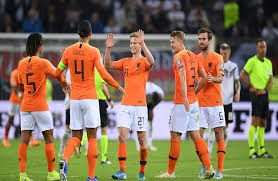 حقق منتخب هولندا فوزاً مهما اليوم علي منتخب النمسا بنتيجة هدفين مقابل لا شئ ، ضمن والجدير بالذكر ، أن منتخب هولندا ينافس في بطولة يورو 2020 ، وذلك ضمن المجموعة الثالثة. Ø¯Ù‰ Ø¨ÙˆØ± ÙŠØ¹Ù„Ù† Ù‚Ø§Ø¦Ù…Ø© Ù‡ÙˆÙ„Ù†Ø¯Ø§ ÙÙ‰ ÙŠÙˆØ±Ùˆ 2020 Ø¨ÙˆØ§Ø¨Ø© Ø§Ù„Ø£Ù‡Ø±Ø§Ù…