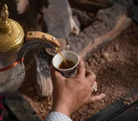 القهوة السعودية: عبق التراث ومذاق الأصالة - الحسين للعطارة