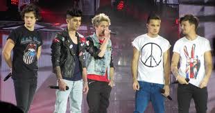 The incredible event, which featured an audience of 4,000 people as part of the government's live events pilot scheme, saw 2. List Of Awards And Nominations Received By One Direction Wikipedia