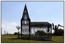 De kerk had wel het dooprecht. Een Kerk In Schijfjes Borgloon De Standaard Mobile