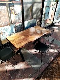 Restoranınız için masa satın almadan önce masa yüksekliği, genişliği, adeti, sandalye sayısı ve ölçüleri, mekanınızdaki kullanılabilir alan, servis dört kişilik dikdörtgen bir masa alırken en azından 120 santim uzunluğunda olmasına dikkat etmelisiniz. Tek Parca 4 Kisilik Kutuk Masa Ve Sandalye Takimi Cf01 06s