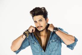 He is brazil's answer to casanova as his hordes of fans, particularly women. Luan Santana S Biography And Facts Popnable