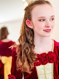 Full of ground chicken, chunks of tomatoes, creamy ricotta, and broken  lasagna noodles, this Instant Pot Lasagna Soup is a fast and easy weeknight  dinner! This has quickly become a favorite soup