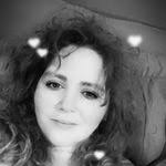 Crystal Hindman's Instagram, Twitter & Facebook