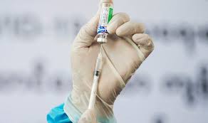 Některé země se kvůli riziku krevních sraženin už rozhodly tento přípravek nepoužívat pro lidi mladší 60 let. Vakcina Od Spolecnosti Astrazeneca Ma Na Uzemi Eu Zelenou E15 Cz