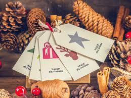 The paint dipped look gives it additional sass as it creates a writing. 30 Breathtakingly Rustic Homemade Christmas Decorations