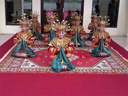 Muat turun gambar tarian tradisional indonesian tari pendet, tari pendet, pendet, tarian png atau psd ini secara percuma. Ulangan Harian Level Dan Pola Lantai Other Quiz Quizizz