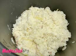 ناسي داڬڠ, trader's rice) is a malaysian dish consisting of rice steamed in coconut milk, fish curry and extra the terengganu version uses the normal white rice, while the kelantanese variety uses a type of rice locally called 'beras nasi dagang', which is a type of wild rice. 10 Koleksi Resepi Aneka Nasi Yang Sedap Dan Mudah Ini Adalah Bellarina Natasya
