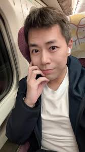 絕對是史詩級智障的一天！ 終於放年假…興高采烈地去搭高鐵結果公司的人嚇了一大跳‼️‼️‼️ 老師、老師你現在出發幹嘛？  去歐洲的飛機是11月23號星期六晚上的班機