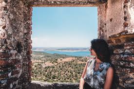 Dizem também que a sua construção durou mais de 40 anos. Visitar Monsaraz No Alentejo O Que Ver E Fazer Destinos Vividos