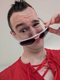 Larry Muck's Instagram, Twitter & Facebook