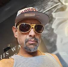 Hi everyone, some personal news to share: After nearly 8 years, I have  decided to leave FOX SA/ABC45. My last day