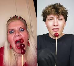 Christmas Corn Pooh Cake Reaction