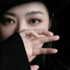 還寫自己是Father 真的很嘔老婆小孩都知他性騷擾學生嗎？