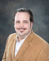 Aaron Lett's Instagram, Twitter & Facebook