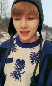 Bts spring day live reaction ! V So Cute Spring Day Mv Shooting