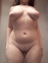 F) Anyone like a curvy 52 German girl? : rgonewild