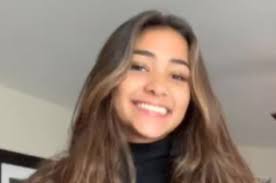 Horror!) eating food in her videos and went viral for creating a particular tiktok dance that was imitated by pop superstar lizzo. Why Sienna Mae Gomez Blew Up On Tiktok