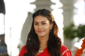 She was born on 7th may 1993 in mumbai, maharashtra, india. You Won T Believe What Amyra Dastur Did For Her Next Telugu Film Raju Gadu News