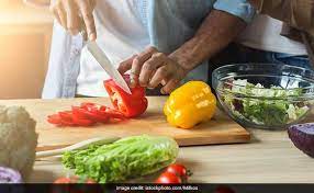 12 Vegetables With Negligible Carbs That Can Help You With Quick Weight Loss