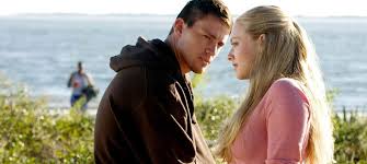 Landon carter est un lycéen insouciant qui fait souvent le mur pour retrouver ses camarades de classe. Le Temps D Un Automne 2002 Films De Lover Films D Amour Et Comedies Romantiques