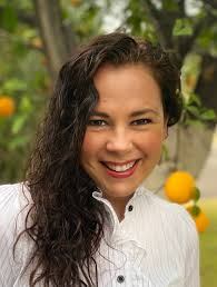 Hannah Dekker's Instagram, Twitter & Facebook