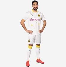 It shows all personal information about the players, including age. Dortmund Borussia 2020 21 Puma Football Kits Superfanatix Com