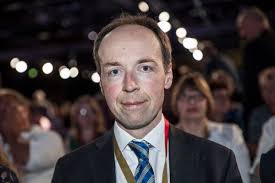 Finlandiya parlamentosu 2011'den 2014'e ve yine 2019'dan beri ve finler partisi 10 haziran 2017. Jussi Halla Aho Voitti Ikava Yllatys Soinille Ja Hallitukselle Katso Suorat Kommentit Kokouksesta Suomenkuvalehti Fi