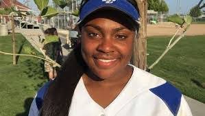 Mikayla Coelho's Instagram, Twitter & Facebook