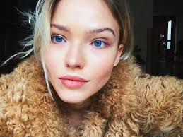 Though sasha had dreams of becoming a dancer, she, unfortunately, suffered an ankle injury that doused her initial hopes. Sasha Luss Height Age Boyfriend Biography Wiki Net Worth Tg Time