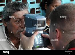 Auto refractor hi-res stock photography and images