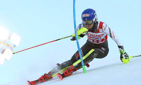 Mikaela shiffrin won the slalom race in spinlderuv mlyn to become the first skier with 15 world cup mikaela shiffrin rallies for her sixth straight world cup giant slalom podium, but can not match the. Shiffrin Wins Opening World Cup Slalom