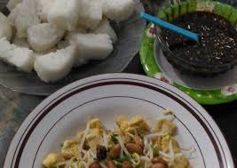 Assalamualaikum hai nah jadi divideo ini aku mau kasih resep bagaimana cara memanfaatkan nasi sisa yang gak habis, nasi sisanya bisa di buat jadi makanan cem. Resep Lontong Nasi Sisa Resep Enyak