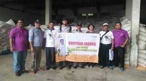 Contoh surat perjanjian kerjasama investasi modal usaha ini digunakan sebagai keterangan dan pengikat dua belah pihak yang melakukan kerjasama. Peternak Ayam Petelur Di Malang Sumringah Dapat Jagung Dari Pemerintah Okezone Economy