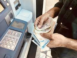 Devletin istihdamı artırmak ve özellikle ev hanımlarını iş sahibi yapmak için başlatmış olduğu çalışmalar arasında yer alan ev hanımlarına kosgeb destek kredisi. Kosgeb Esnafa Destek Paketi Faizsiz Kredi Basvurusu Nasil Yapilir Kosgeb Den Mikro Olcekli Ve Kucuk Isletmeler Icin 75 Bin Tl Lik Kredi Paketi Son Dakika Haberler