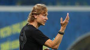 Check spelling or type a new query. Valerij Karpin Trener Real Sosedad 52 Goda Statistika Trofei I Karera Rezultaty Kontrakt Skolko Zarabyvaet Foto I Video Na Sports Ru