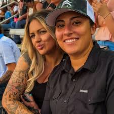 Danielle Garner (@dmobbsxo) • Instagram photos and videos