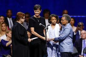 Tw / police brutality look at the way they're pushing and beating people who are already down on the ground, trying to to move back. Lori Lightfoot Sworn In As Chicago S First Black Woman And First Openly Gay Mayor The Gazette