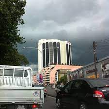Anneth mungkin hari ini esok atau nanti official music video. Jalan Tun Abang Haji Openg 2 Tips