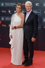 Carey lowell (born february 11, 1961) 1 is an american actress and former model. Richard Gere S Three Wives Meet Cindy Crawford Carey Lowell And Alejandra Silva