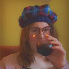 Amelia Connolly's Instagram, Twitter & Facebook