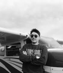 Graduation will be here before you know it 😱